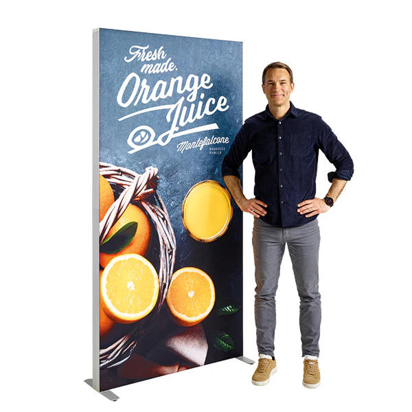Light Frame Mini med Fresh Orange Juice-grafikk i miljø